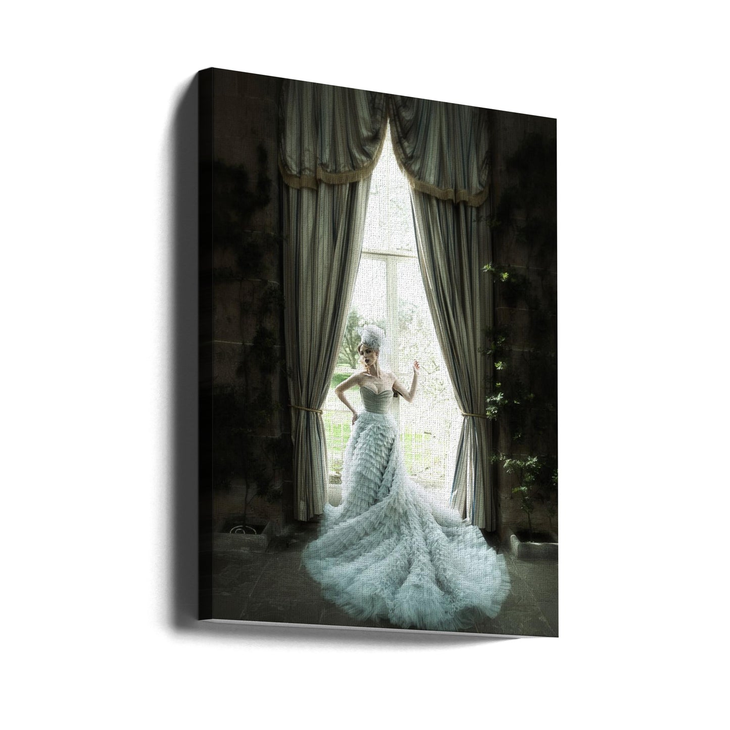 Harmaa mekko | Canvastaulut