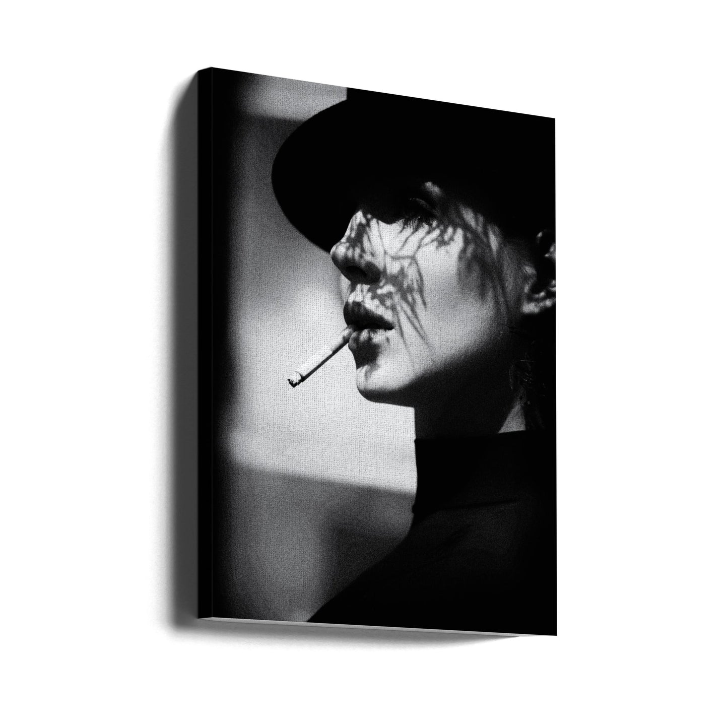 nainen mustassa | Canvastaulut