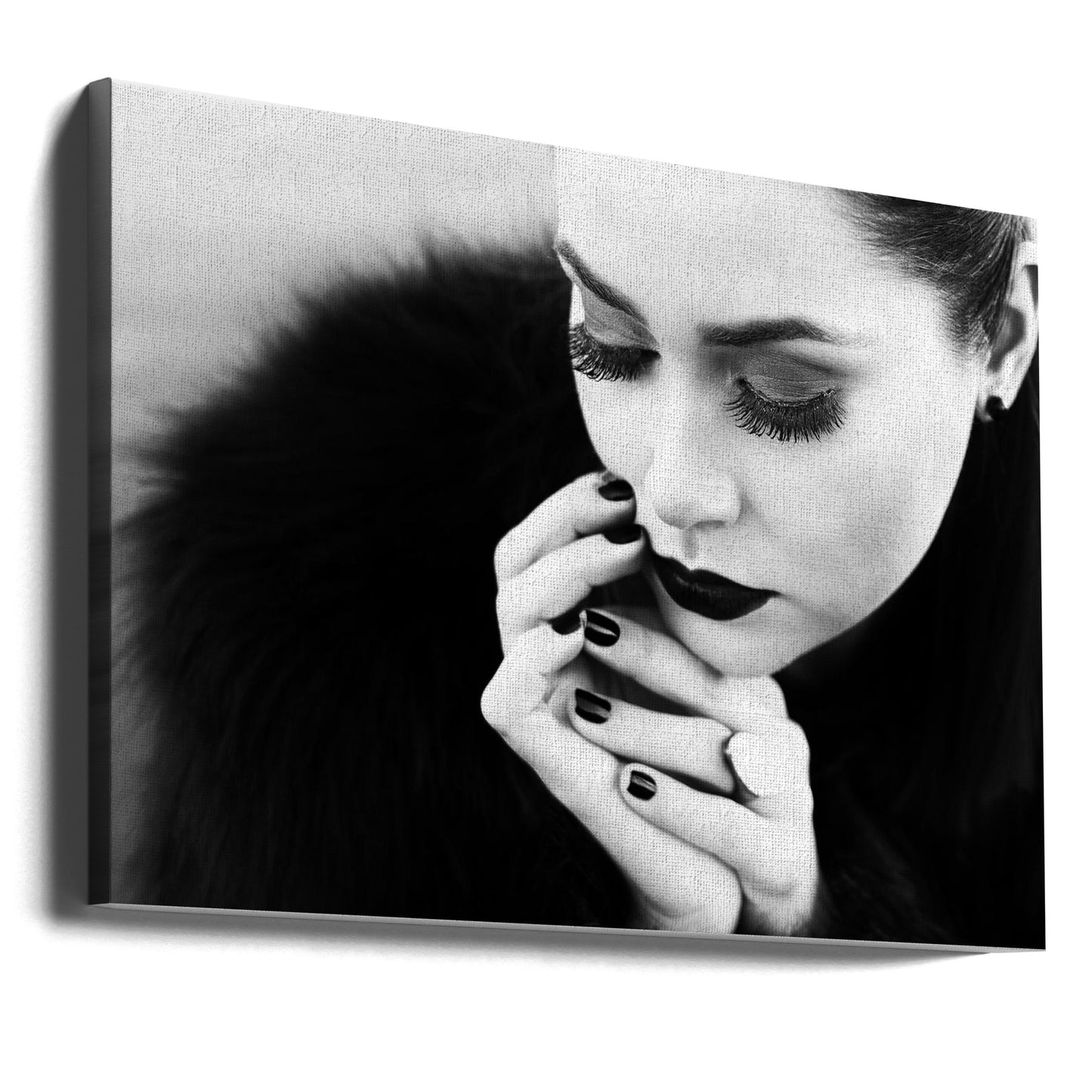 between fingers | Canvas