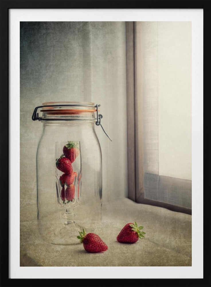 Mansikan arvoitus | Julisteet - Taidevedokset