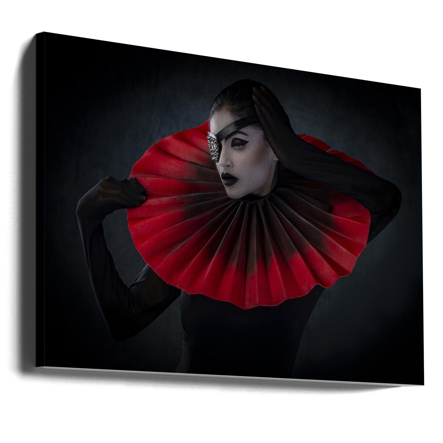 LEPAKONAINEN | Canvastaulut