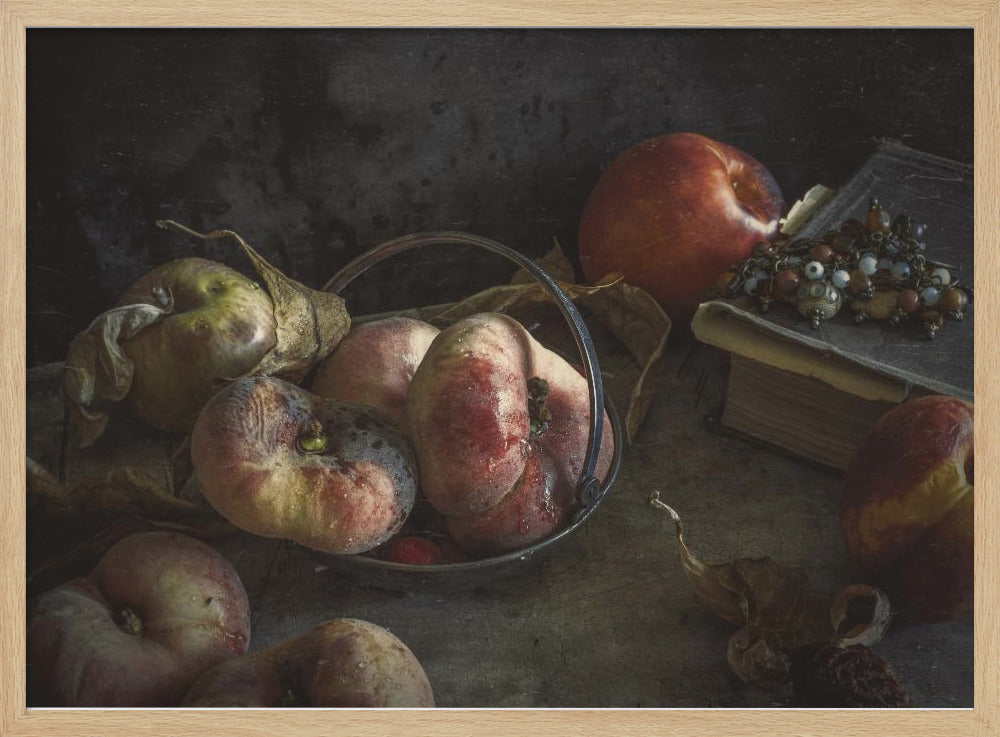 Stilleben med bog og ferskner | Plakater - Kunsttryk