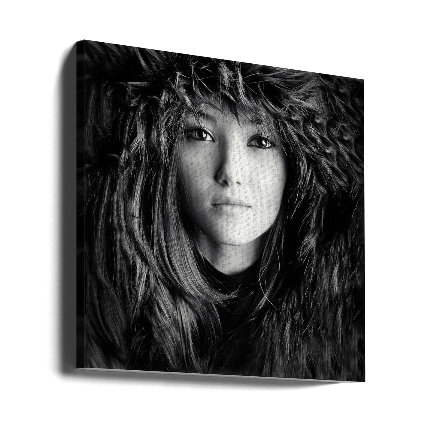 Susityttö | Canvastaulut