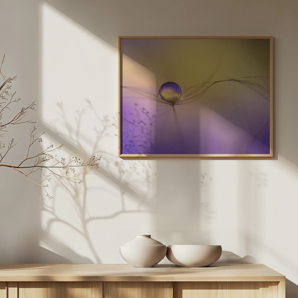 Aseissa | Julisteet - Taidevedokset