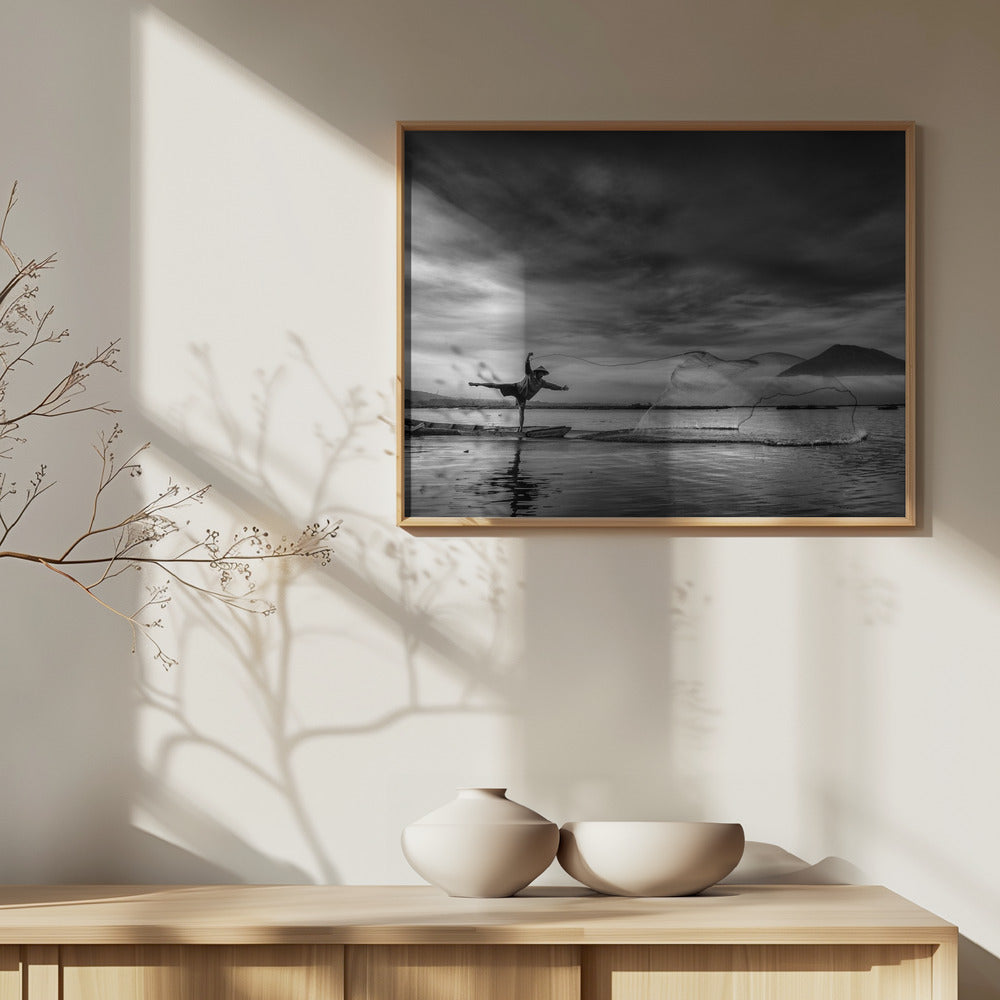 mies verkkojen takana | Julisteet - Taidevedokset