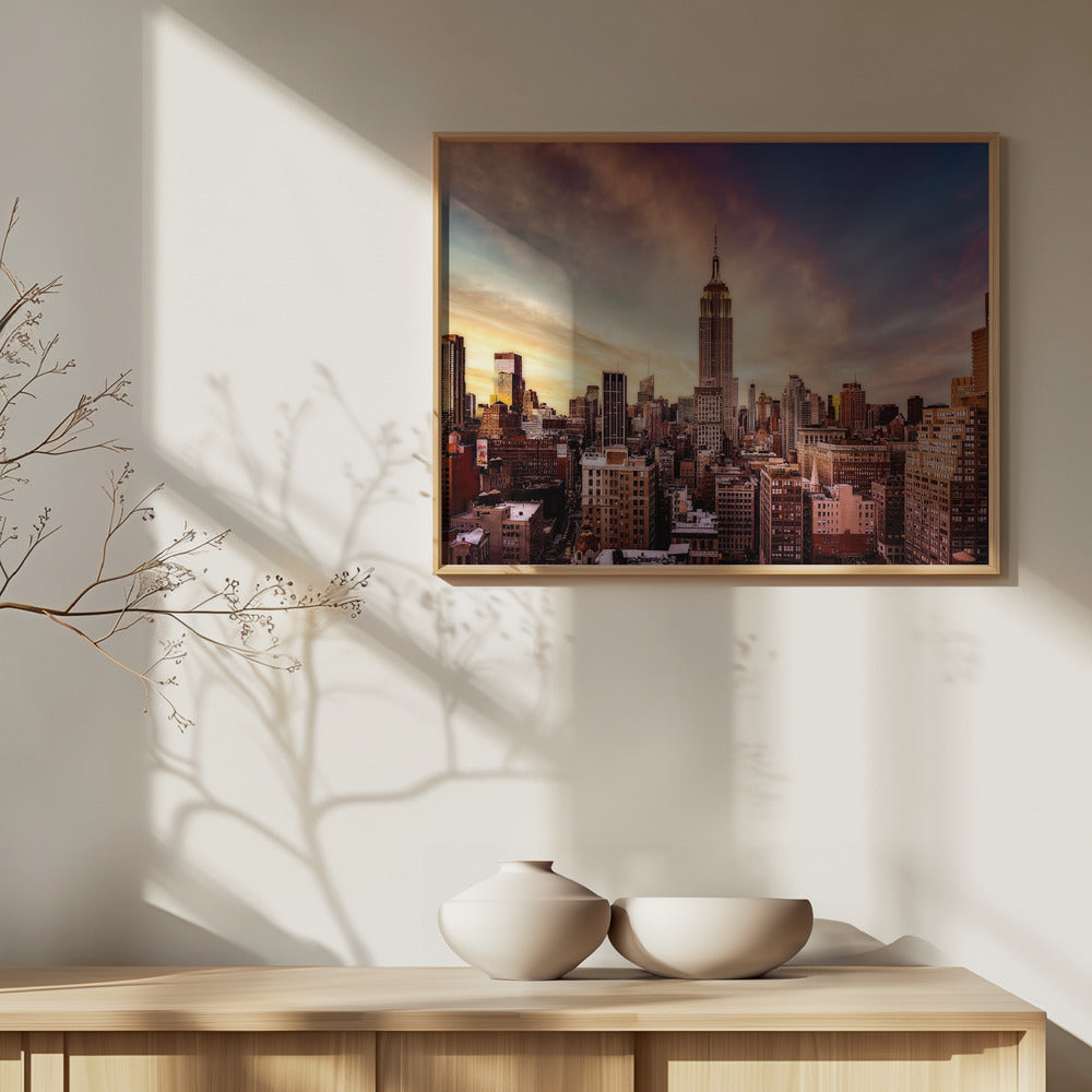 Keskikaupungin auringonlasku | Julisteet - Taidevedokset