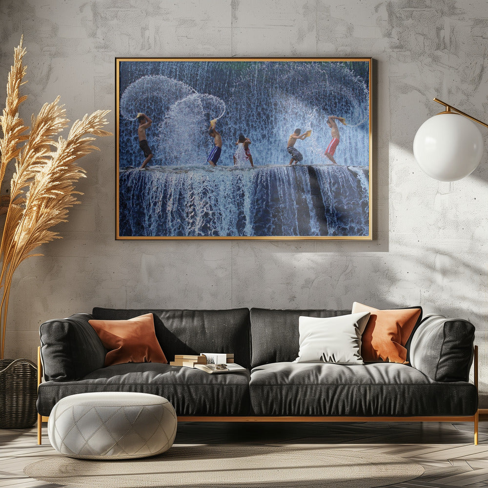 Leikkimistä roiskeella | Julisteet - Taidevedokset