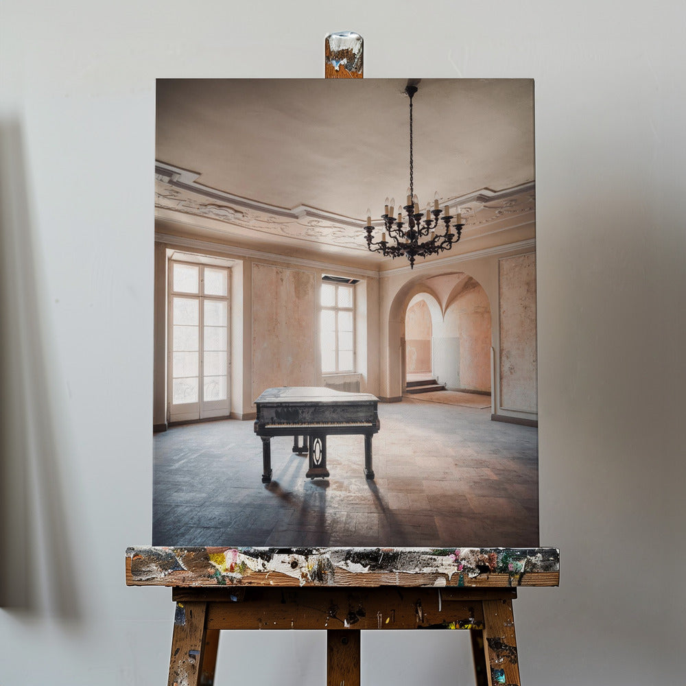 Fortepian w opuszczonym zamku | Wydruki na łótnie