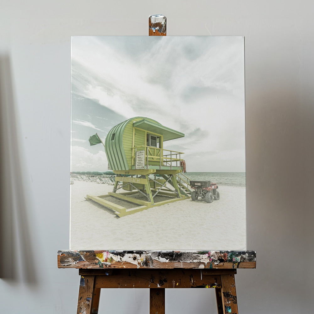 Vintage Florida Flair at Miami Beach | Canvas