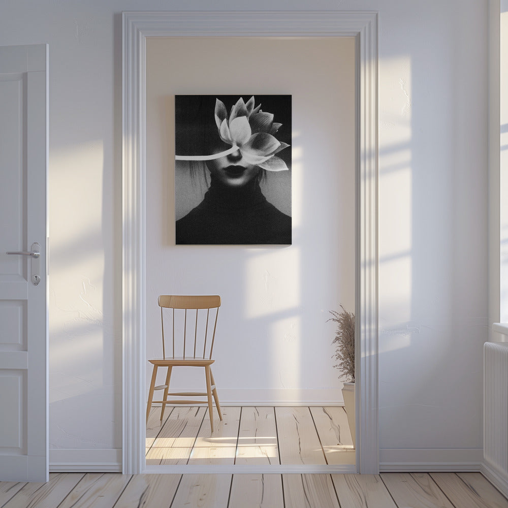 Pain like a flower blossom | Canvas