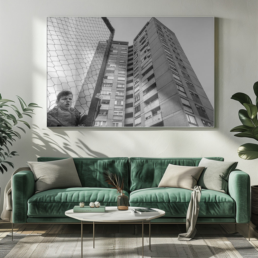 Il ragazzo dietro la recinzione | Stampe su Tela