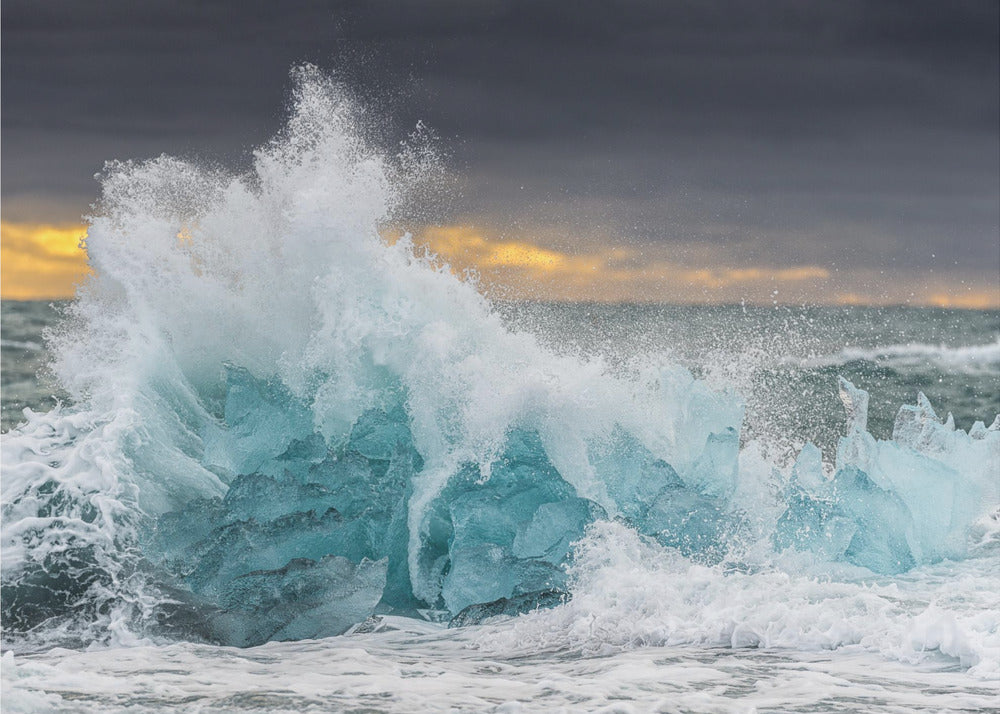 Icy wave | Wallpaper