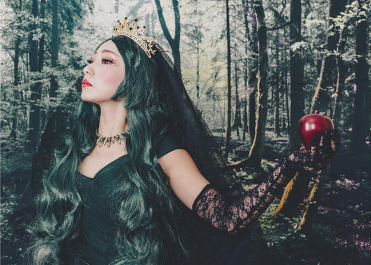 La manzana roja mágica. | Impresiones en Lienzo