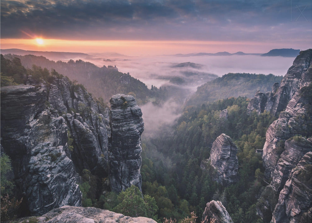 Sunrise on the Rocks | Wallpaper