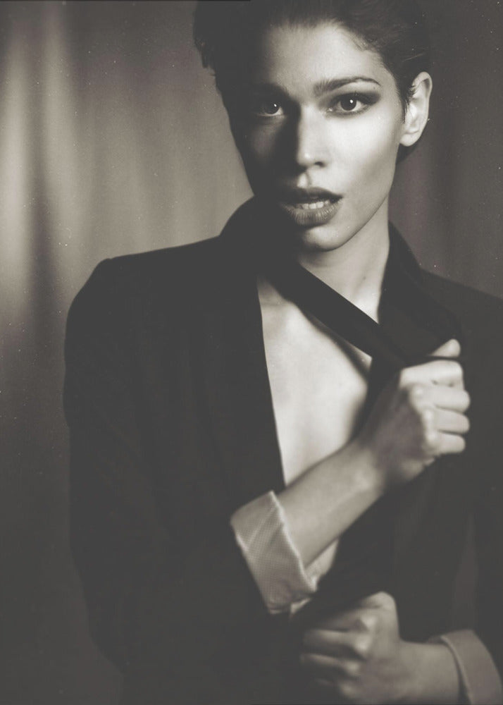 NAINEN | Canvastaulut