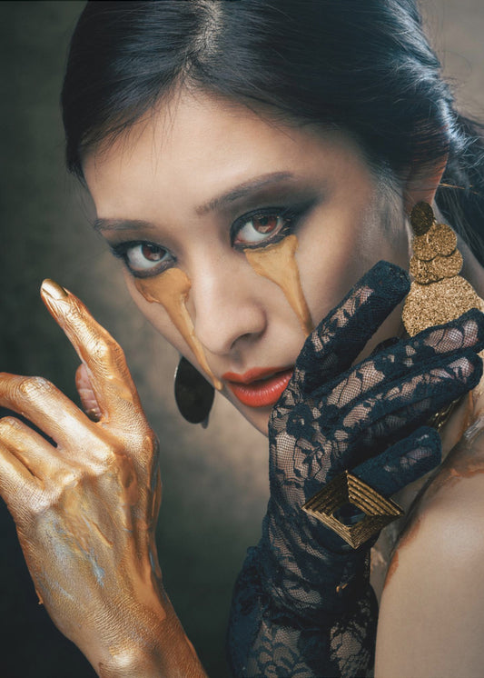 Kultainen käsi | Canvastaulut