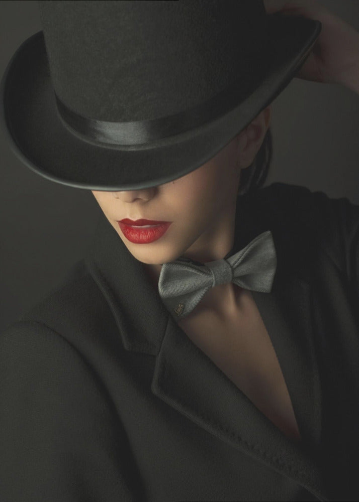 "Mysteeri päällisen alla" | Canvastaulut