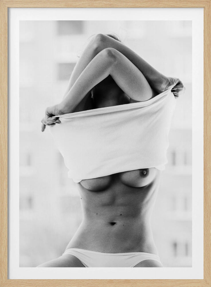Hot [Simona] | Poster