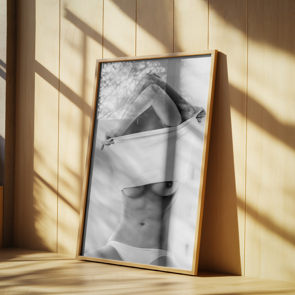 Hot [Simona] | Poster