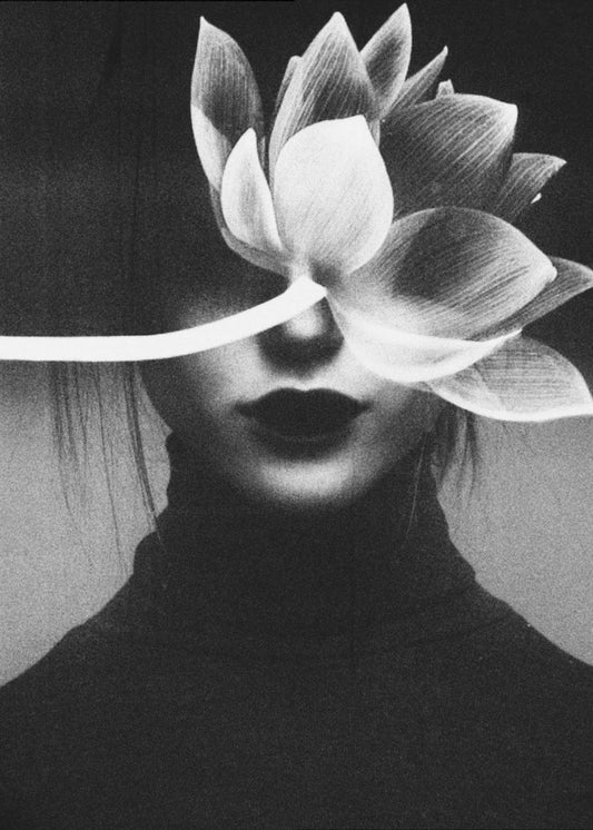Pain like a flower blossom | Canvas