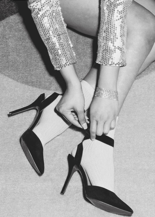 Legs Party Black and White | Canvas